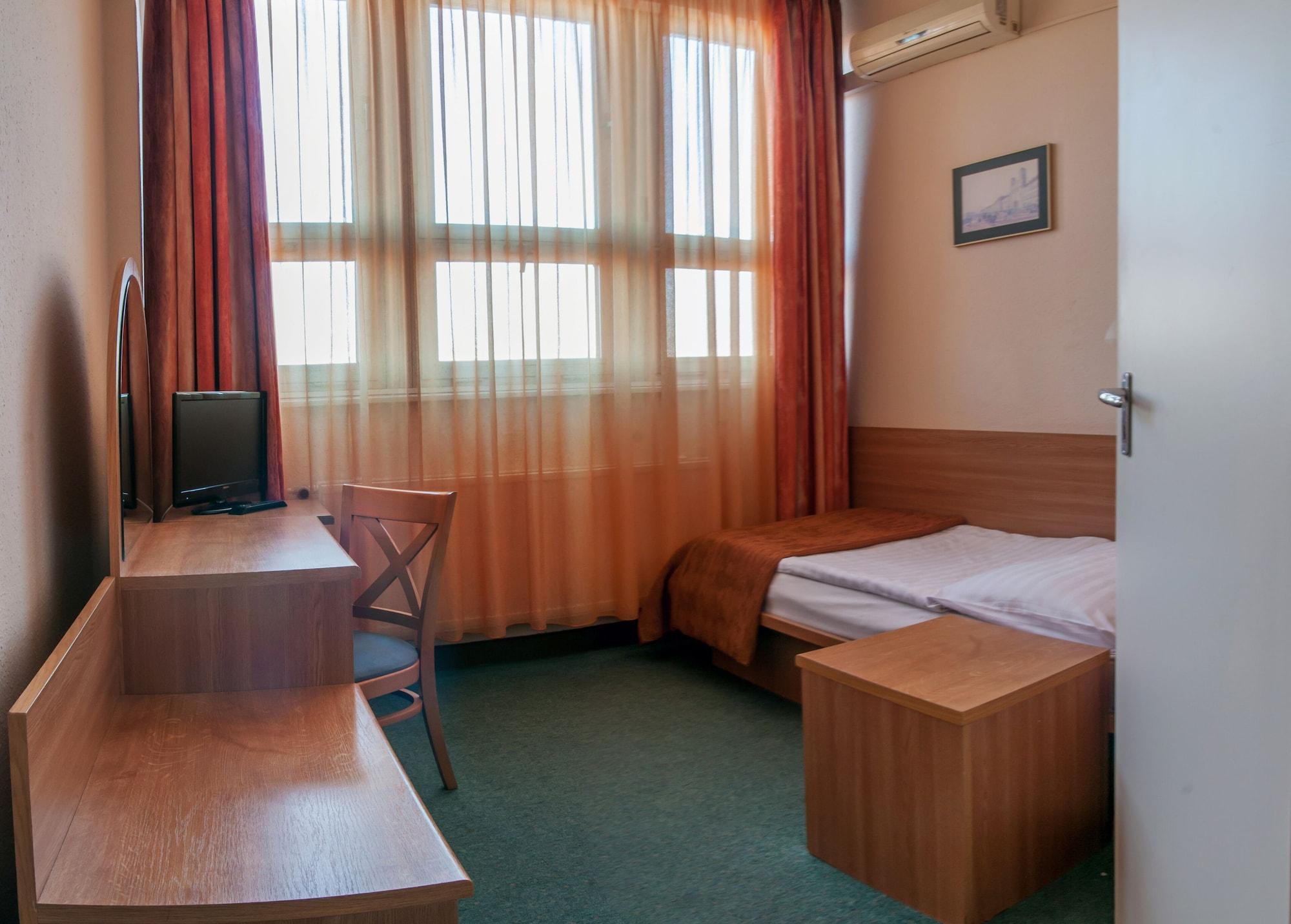 Hotel Eben Budapeszt Zewnętrze zdjęcie